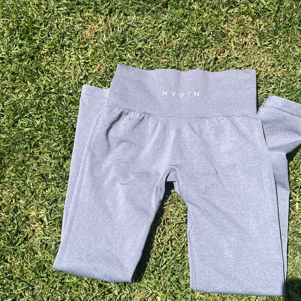 Navigation workout leggings